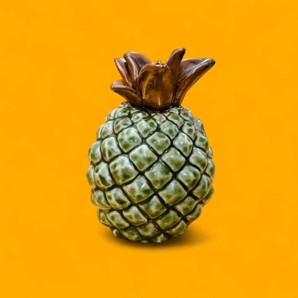 Tiki Tropical Mod Vintage 90s Swingers Pineapple Figurine Sculpture READ STORY